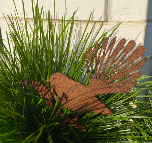 Corten Steel Fantail, Spike in Ground.